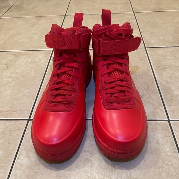 Nike Air Force One Foamposite, University Red— Size 9 - Picture 4 of 7